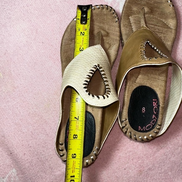 Lucia Reversible Low Wedge Sandal - Picture 6 of 6